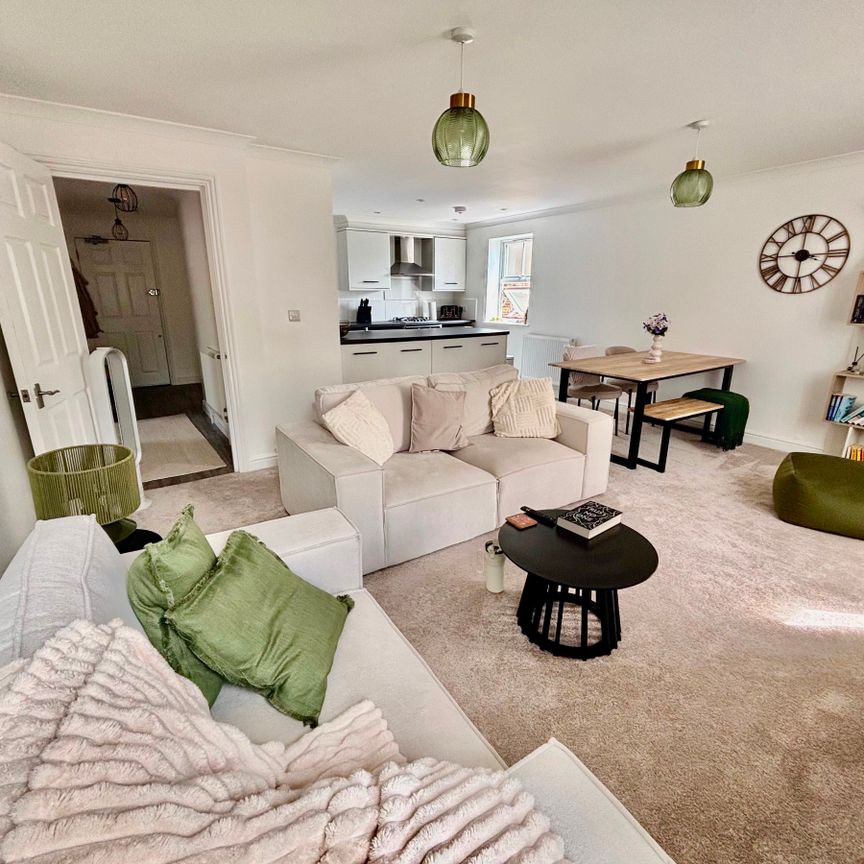 Room 1, Grosvenor Road, Bromley BR4 - Photo 1