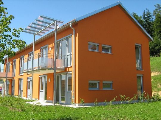 Lichtdurchflutete 3-Zimmer-Wohnung mit Balkon inkl. Küche - Photo 1