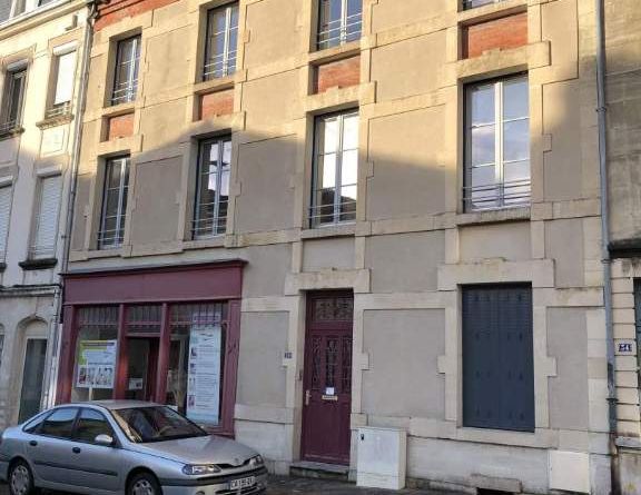 Maison d'habitation - Photo 1