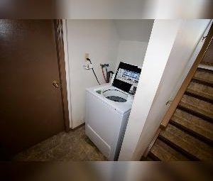 Ideal 2 Bed 1 Bath Suite Near NAIT, Transit & Downtown - Photo 6