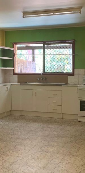 BREEZY BEACH FRONT UNIT - Photo 1