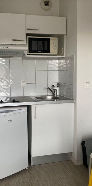 Location Appartement 1 pièce 24m² CENON 33150 - Photo 1