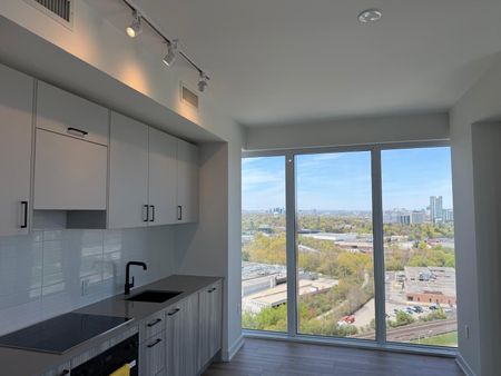 For Lease - 1 Quarrington Lane Unit# 2409, Toronto, Ontario - Photo 3