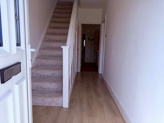 3 bedroom terraced house to rent - Photo 1