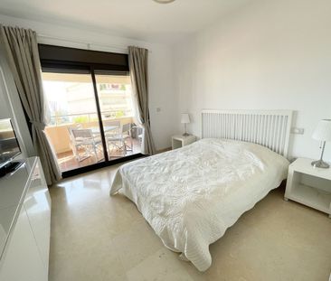 Middle Floor Apartment · Marbella - Photo 1