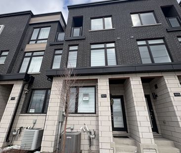 For Lease - 1577 Midland Avenue, Toronto, Ontario - Photo 1