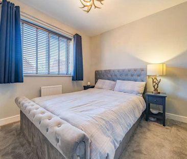 Bury St. Edmunds, Suffolk, IP32 - Photo 4