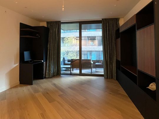 2 Bed Flat, Wood Crescent, W12 - Photo 1