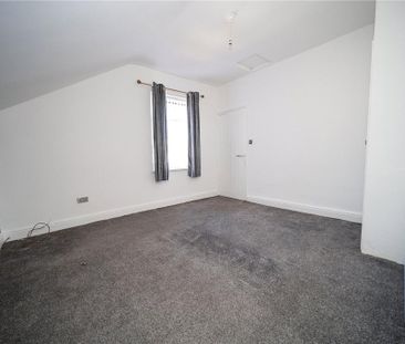 3 bedroom end of terrace house to rent - Photo 6
