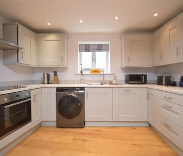 2 bedroom terraced house to rent - Photo 3