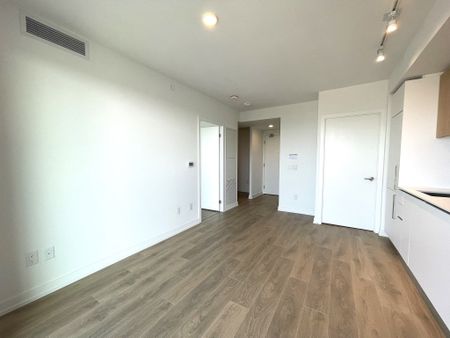 For Lease - 1100 Sheppard Avenue Unit# 1127, Toronto, Ontario - Photo 4