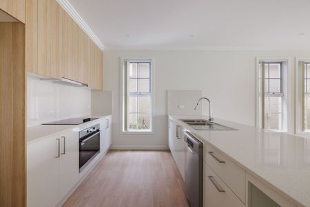 59 Woodbine Crescent, Ryde NSW 2112 - House For Rent | Domain - Photo 4