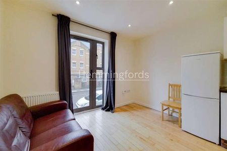 Platinum Court, Cephas Avenue, Stepney Green, London, E1 - Photo 5