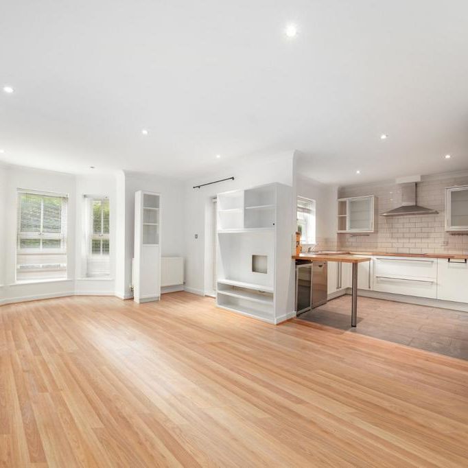 2 bedroom flat to rent - Photo 1