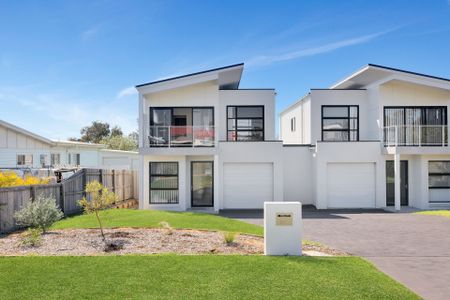 New Build - 4 Bedrooms - 2.5 Bathrooms - Garage - Ducted Air-Con - Photo 5
