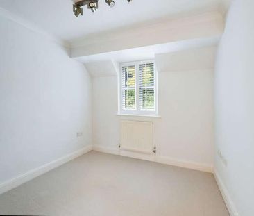 Tepestede Court, CR5 - Photo 6