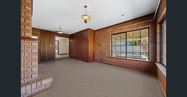 3 X 1 Spacious Family Home - Photo 1