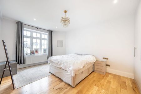 5 bedroom flat to rent - Photo 3