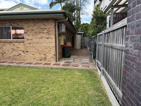 1/31 Mayhew Street, Sherwood QLD 4075 - Apartment For Rent | Domain - Photo 2