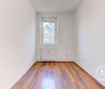 AXIS REAL | NEZARIADENÝ 2,5-izb.byt, 11m2 LODŽIA, BA IV., Červeňákova - Fotografia 2