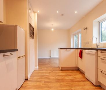 2 bedroom detached bungalow to rent - Photo 5