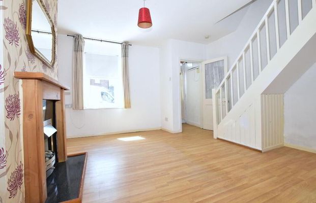 10 Roden Street, Kircubbin, BT22 2QT - Photo 1