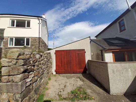 3 bedroom barn conversion to rent - Photo 1