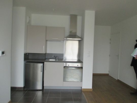 Location Appartement 2 pièces 35m² ORLEANS 45000 - Photo 1