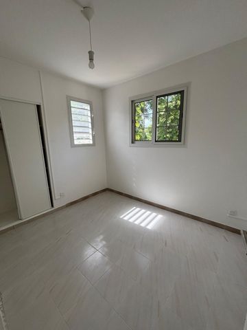 T3 1er étage rénové avec terrasse à Fond Lada - Fort de France - Photo 5