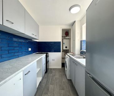 1 Bedroom Apartment To Let - Photo 5