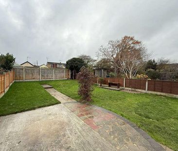 Keswick Avenue, Hullbridge, SS5 - Photo 5