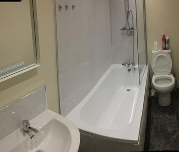 1 bedroom flat to rent - Photo 6