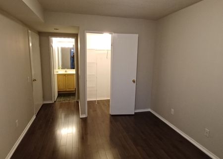 For Lease - 750 Bay Street Unit# 810, Toronto, Ontario - Photo 4