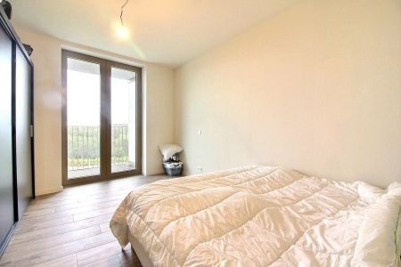 Ruim 2-kamerappartement met panoramisch zicht op toplocatie - Foto 3