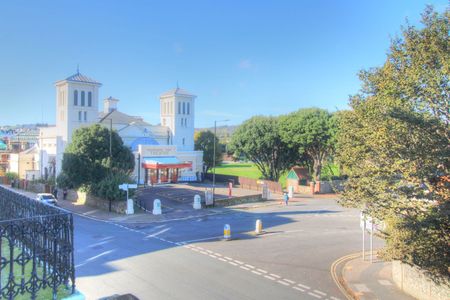 Lascelles Terrace, Eastbourne, BN21 4BJ - Photo 5