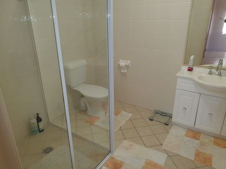 Wentworthville - Photo 3