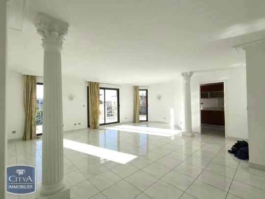 Appartement à louer 3 pièces 105.59m² - Photo 1