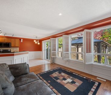 For Lease - 131 Laurelhurst Crescent, Vaughan, Ontario - Photo 2