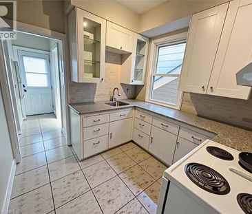 70 BELVIEW Avenue Unit# 2, Hamilton, Ontario, L8L7K8 - Photo 2