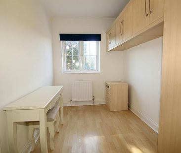 3 Bedroom House - Semi-Detached To Let - Photo 6