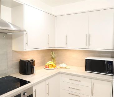 1 bedroom semi-detached house to rent - Photo 5