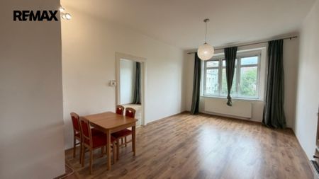 Pronájem bytu 2+kk v osobním vlastnictví 72 m², Praha 4 - Nusle - Фото 4