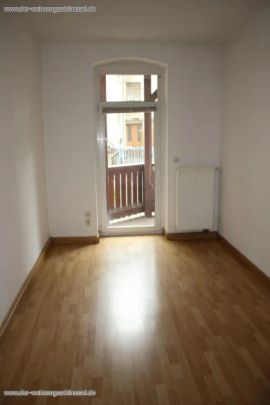 IM ERDGESCHOSS MIT BALKON! 2-Raumwohnung in 09217 Burgstädt - Foto 1