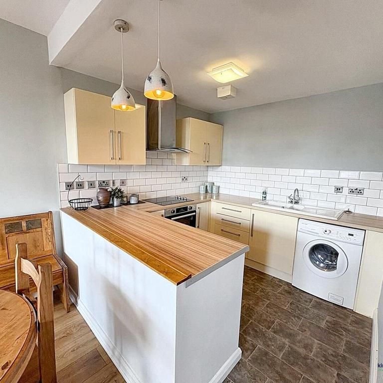 2 bedroom apartment to rent - Photo 1