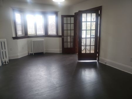 For Lease - 435 Parkside Drive Unit# 2A, Toronto, Ontario - Photo 3