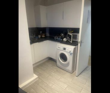 Room in a Shared Flat, Edgeworth House, NW8 - Photo 6