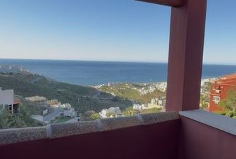 Alquiler de casa o chalet independiente en Avenida los Poetas, 15