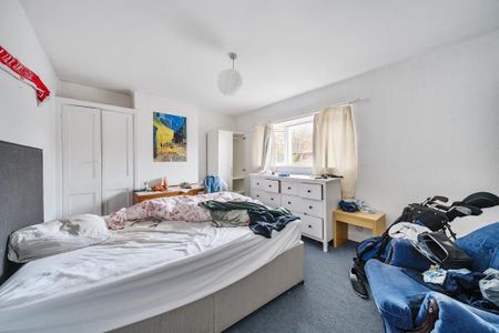 4 bedroom terraced house to rent - Photo 4