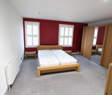 3 bedroom terraced house to rent - Photo 6
