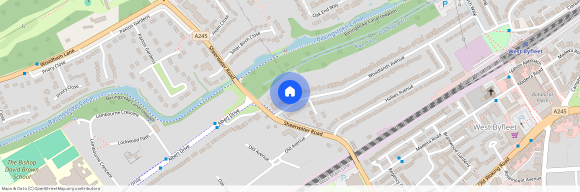Woodlands Avenue, West Byfleet, Surrey, KT14 6AS